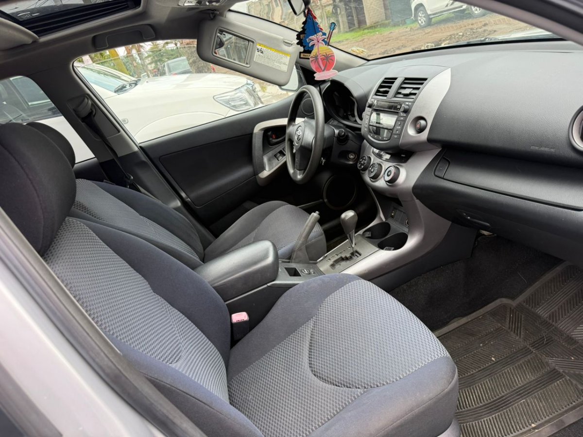 2008 Toyota  RAV4 thumbnail 6