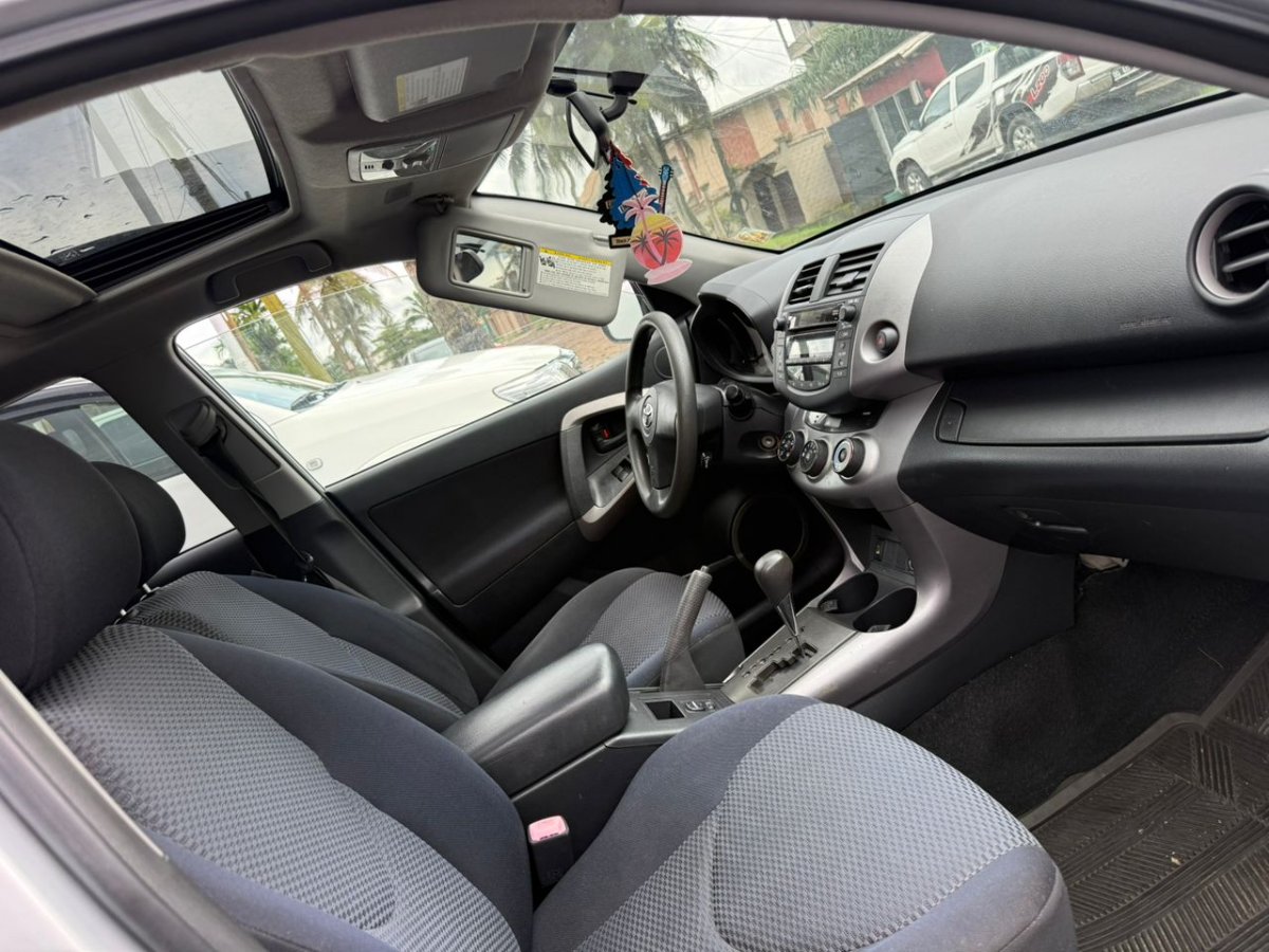 2008 Toyota  RAV4 thumbnail 3