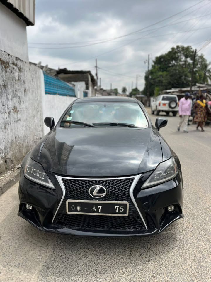 2013 Lexus LI250 - Image 1
