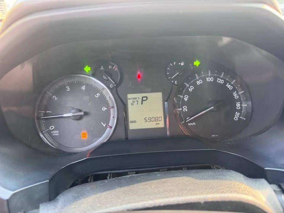2018 Toyota Prado TXL thumbnail 2