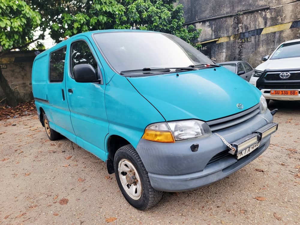 2001 Toyota Hiace Fourgon 4WD thumbnail 2
