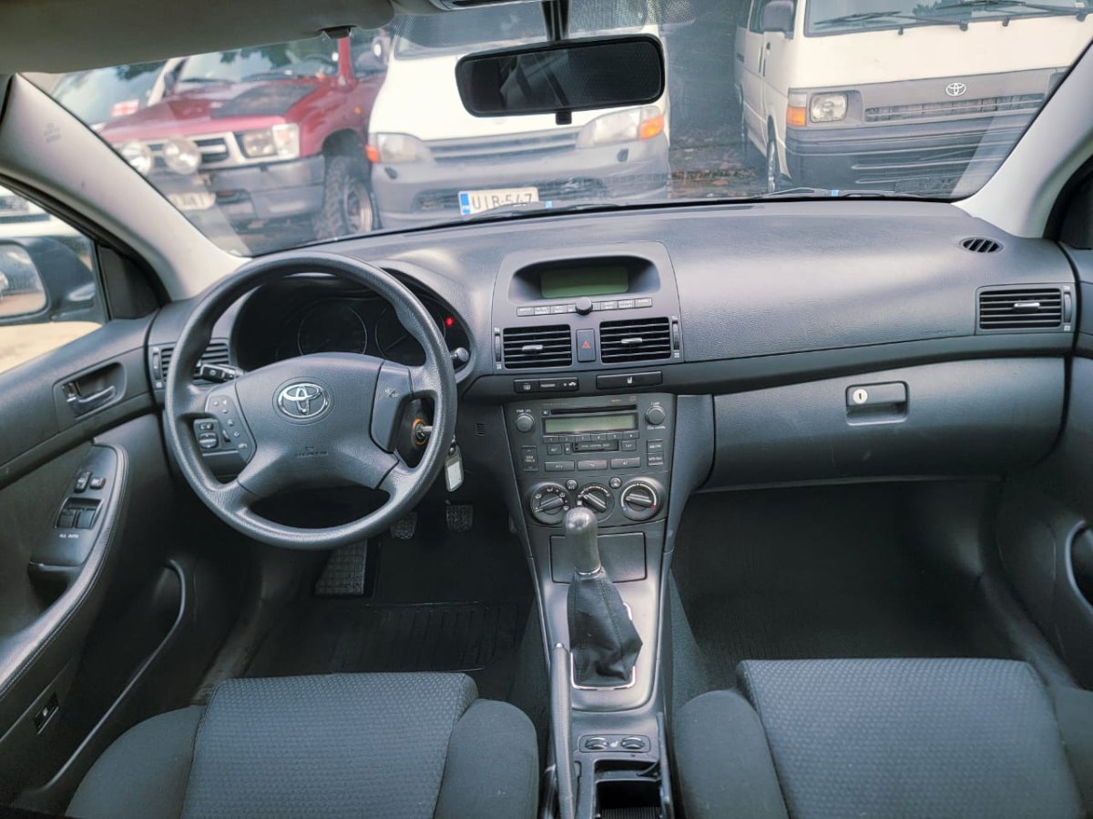 2005 Toyota  Avensis thumbnail 5