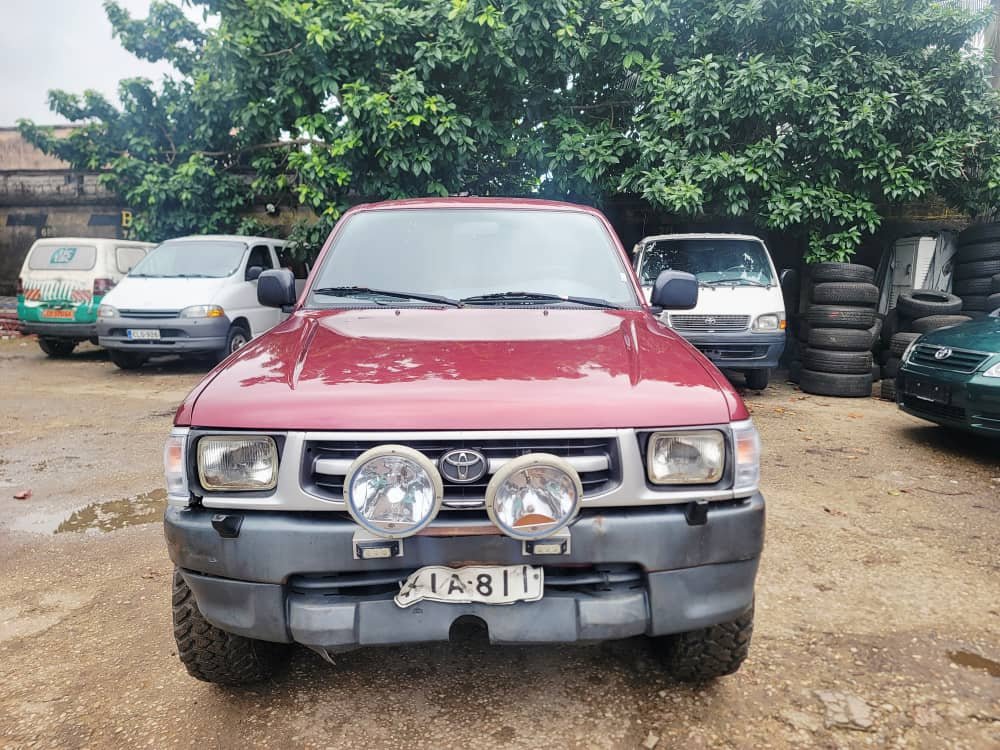2009 Toyota  Hilux 4WD thumbnail 9