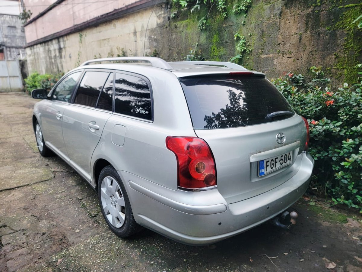 2005 Toyota  Avensis Tete Cochon thumbnail 3