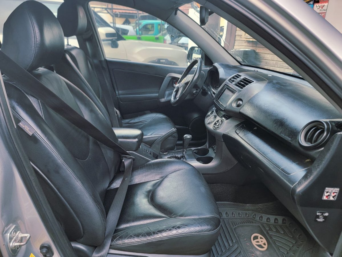 2008 Toyota Rav4 thumbnail 6
