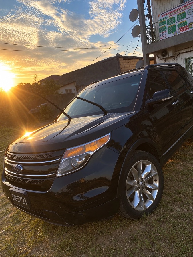 2015 Ford Limited explorer 5e génération  thumbnail 3