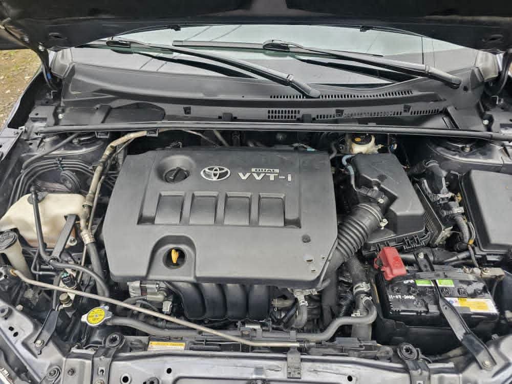 2015 Toyota  Corolla Altis  thumbnail 10