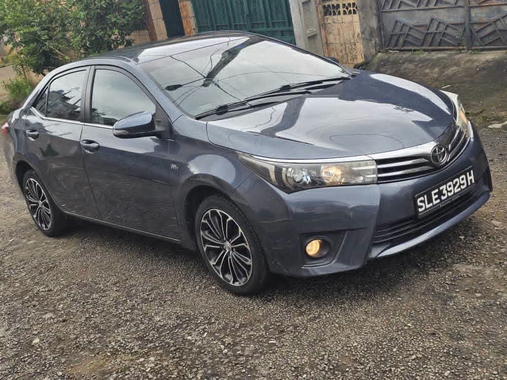 2015 Toyota  Corolla Altis  thumbnail 2