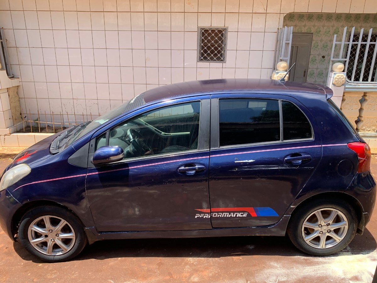 2010 Toyota Vits  thumbnail 6