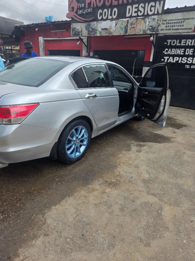 2012 Honda Accord  thumbnail 9