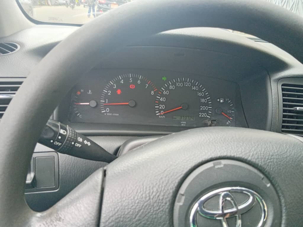 2026 Toyota  Corolla 115 thumbnail 4