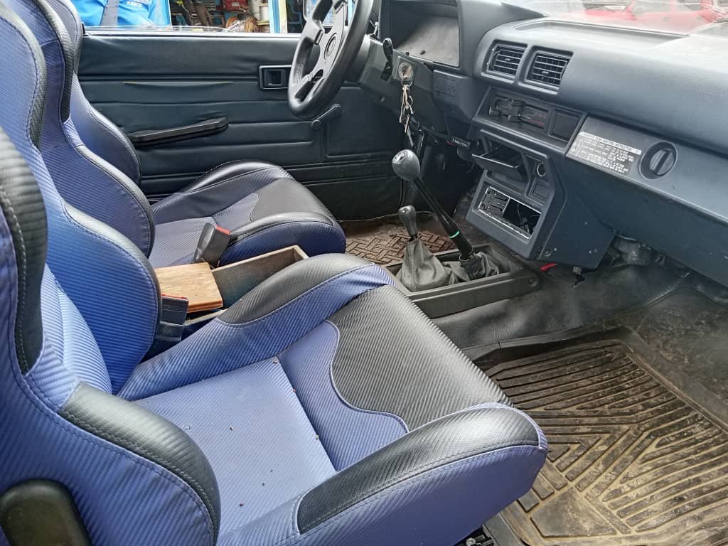 2026 Toyota  Hilux 4X4 thumbnail 3