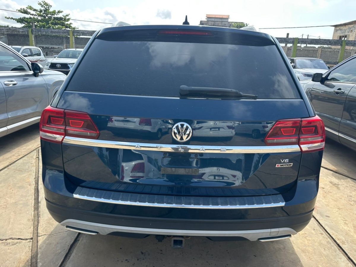 2018 Volkswagen Atlas - Image 1